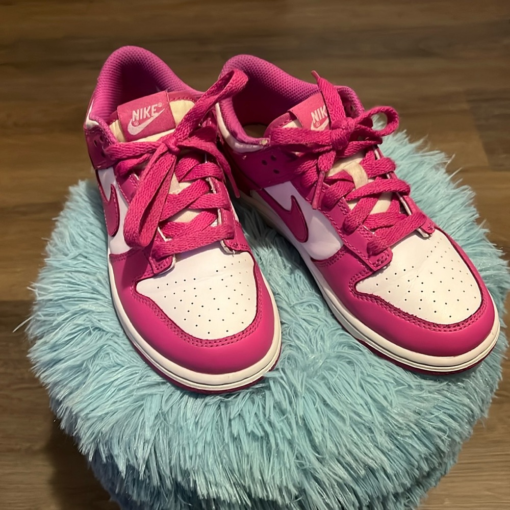 Fuchsia Dunks